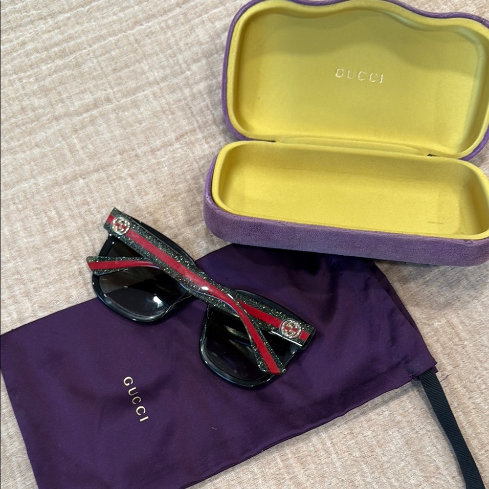 Gucci Black and Red Sunglasses Accessories